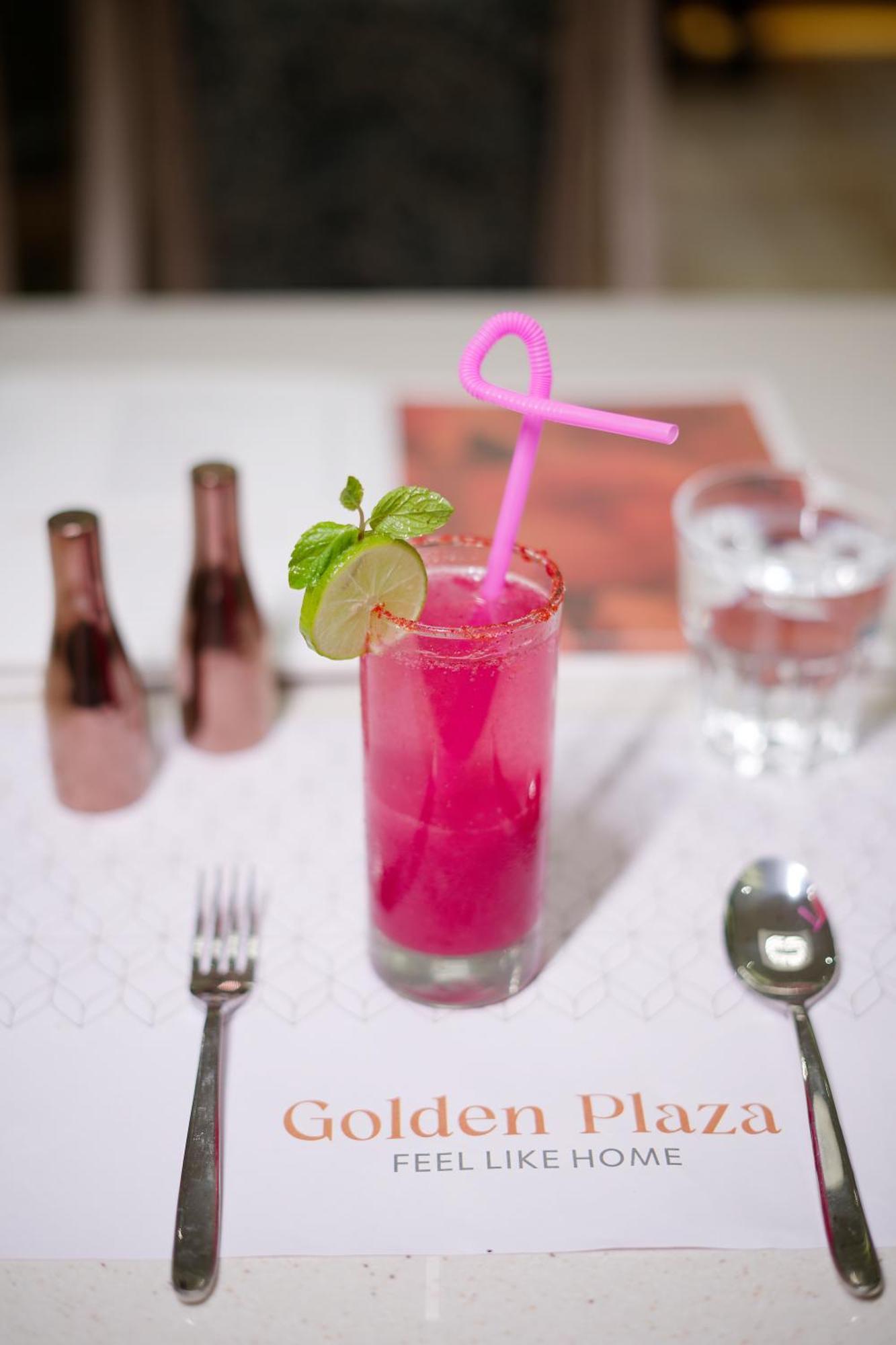 Golden Plaza Ξενοδοχείο Αχμπανταμπάντ Εξωτερικό φωτογραφία