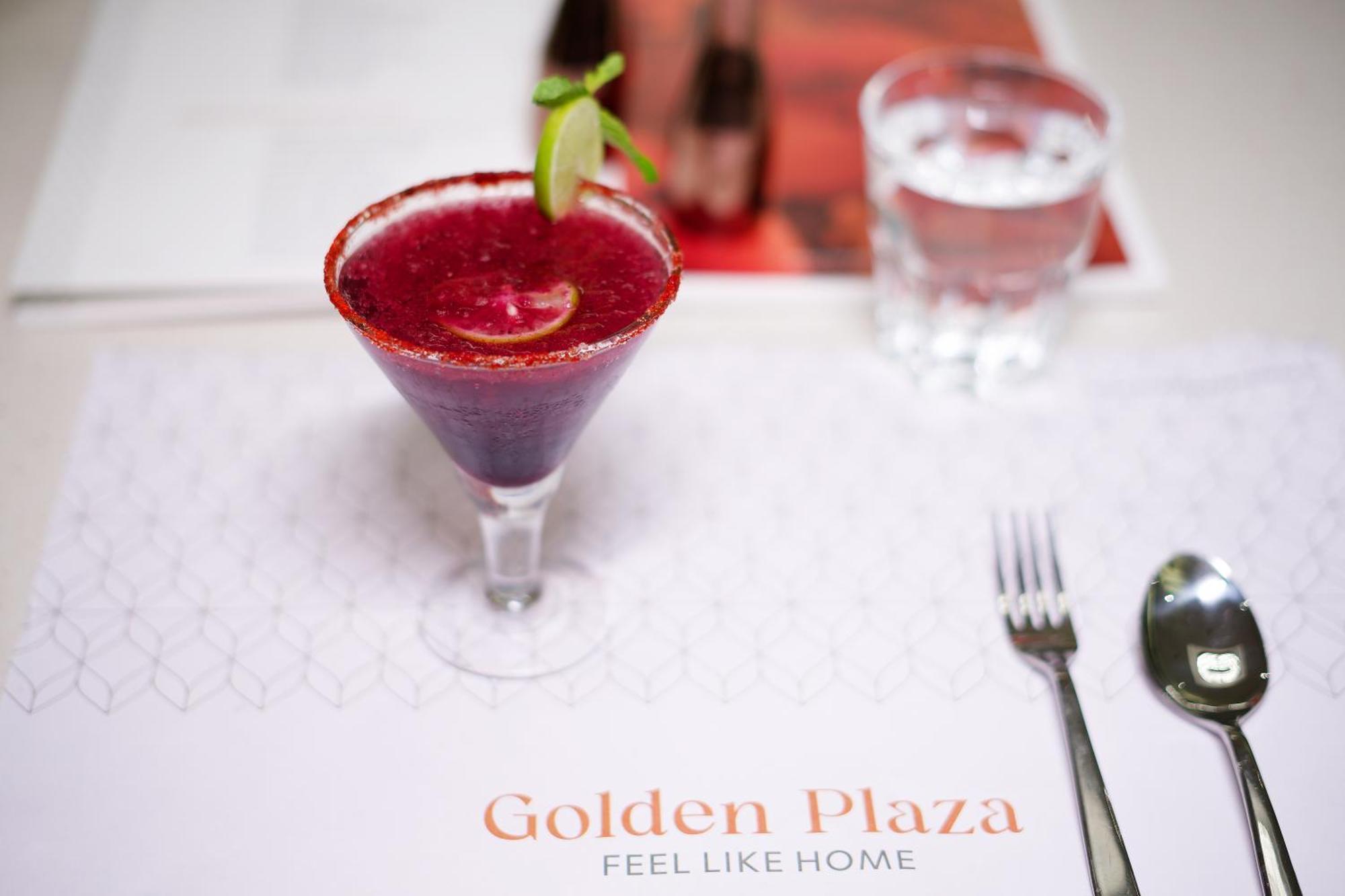 Golden Plaza Ξενοδοχείο Αχμπανταμπάντ Εξωτερικό φωτογραφία